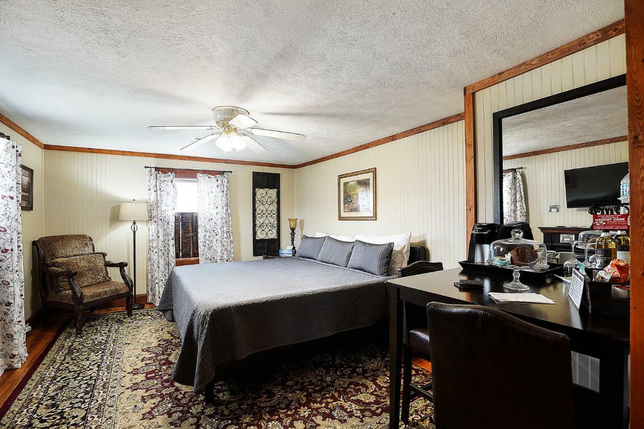 Hocking Hills Inn Logan Zewnętrze zdjęcie