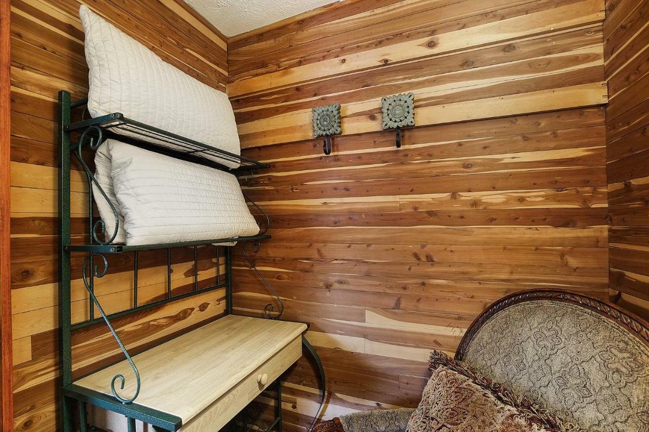 Hocking Hills Inn Logan Zewnętrze zdjęcie