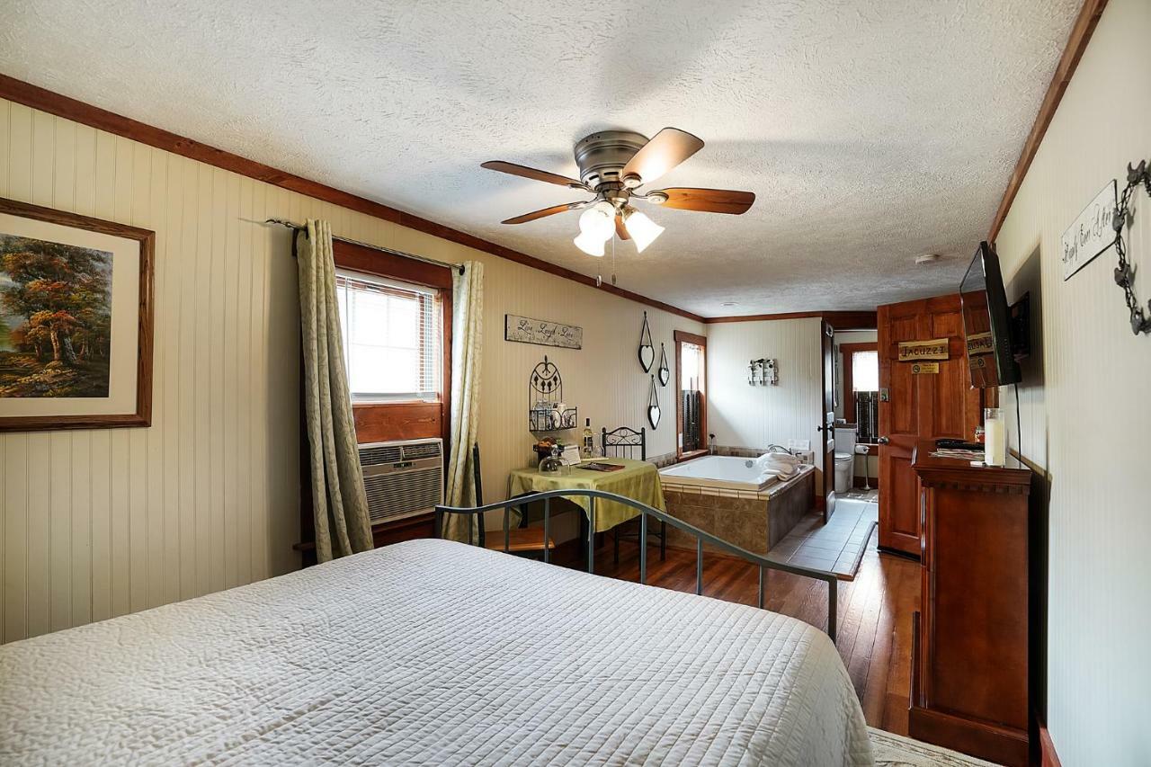 Hocking Hills Inn Logan Zewnętrze zdjęcie